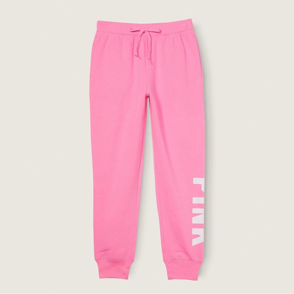 VICTORIA’S SECRET PINK Everyday Lounge Relaxed Jogger.